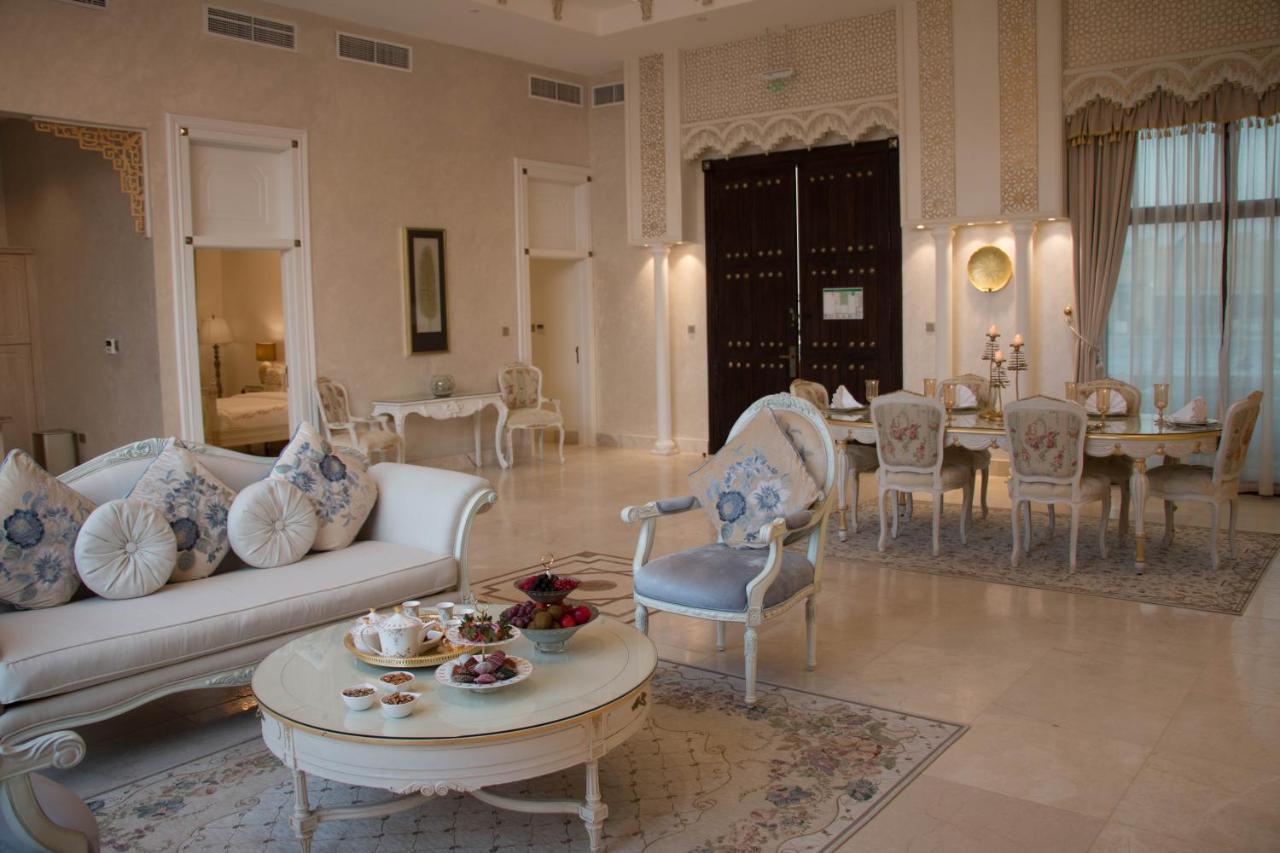 Western Hotel - Madīnat Zāyid Buitenkant foto